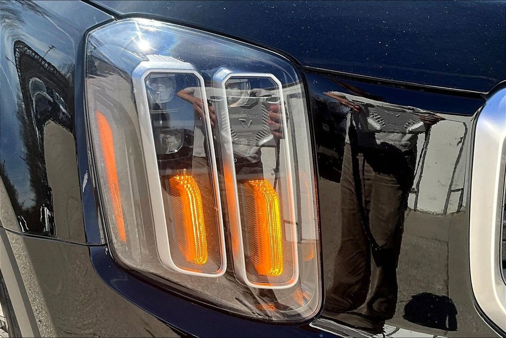 Used 2024 Kia Telluride SX Prestige w/ Towing Package AWD/4WD image 28