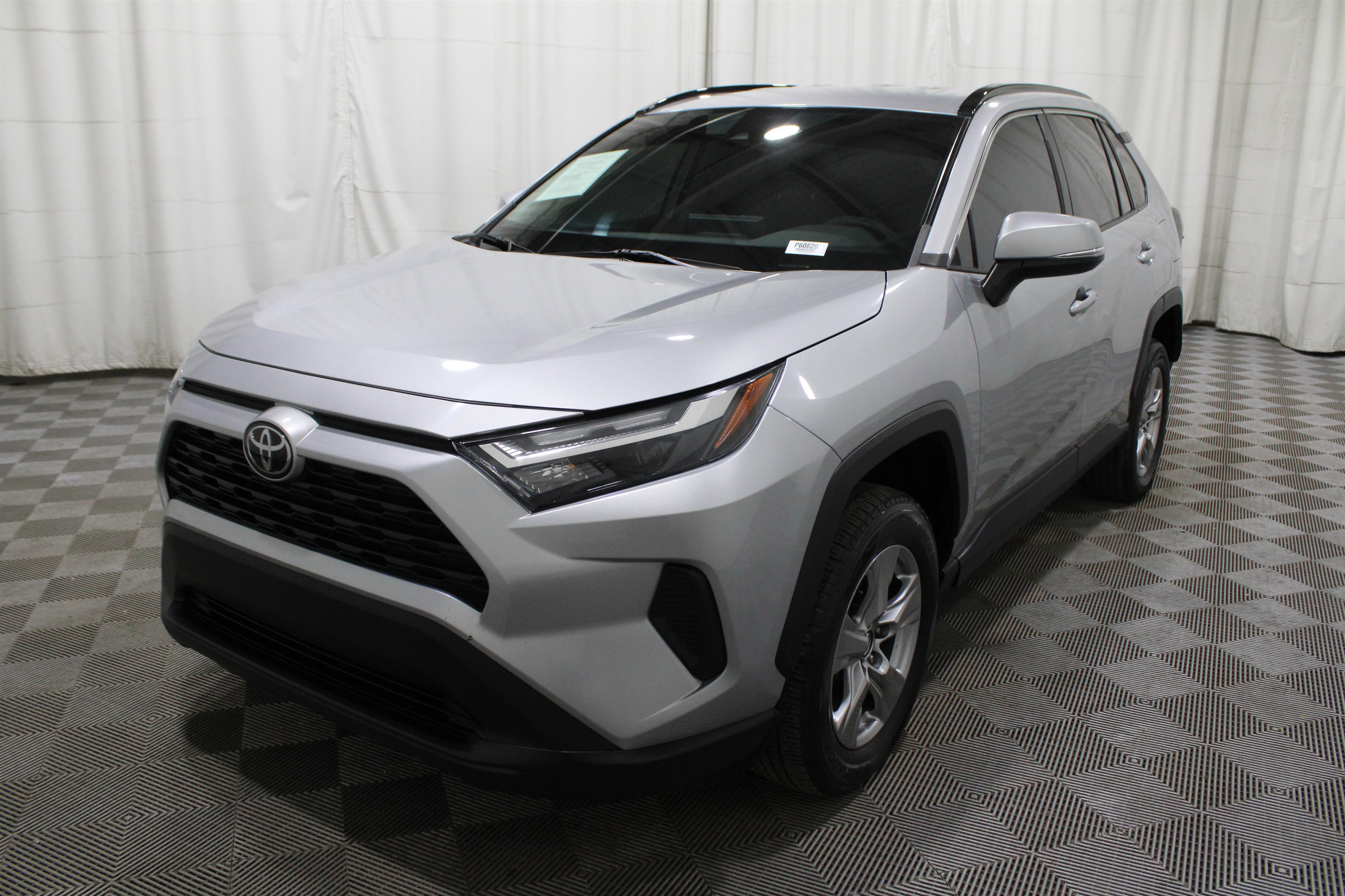 Used 2022 Toyota RAV4 XLE image 33