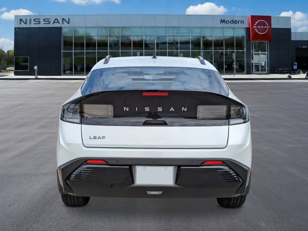 New 2026 Nissan Leaf Platinum+ w/ Cargo Package (Platinum+) image 4