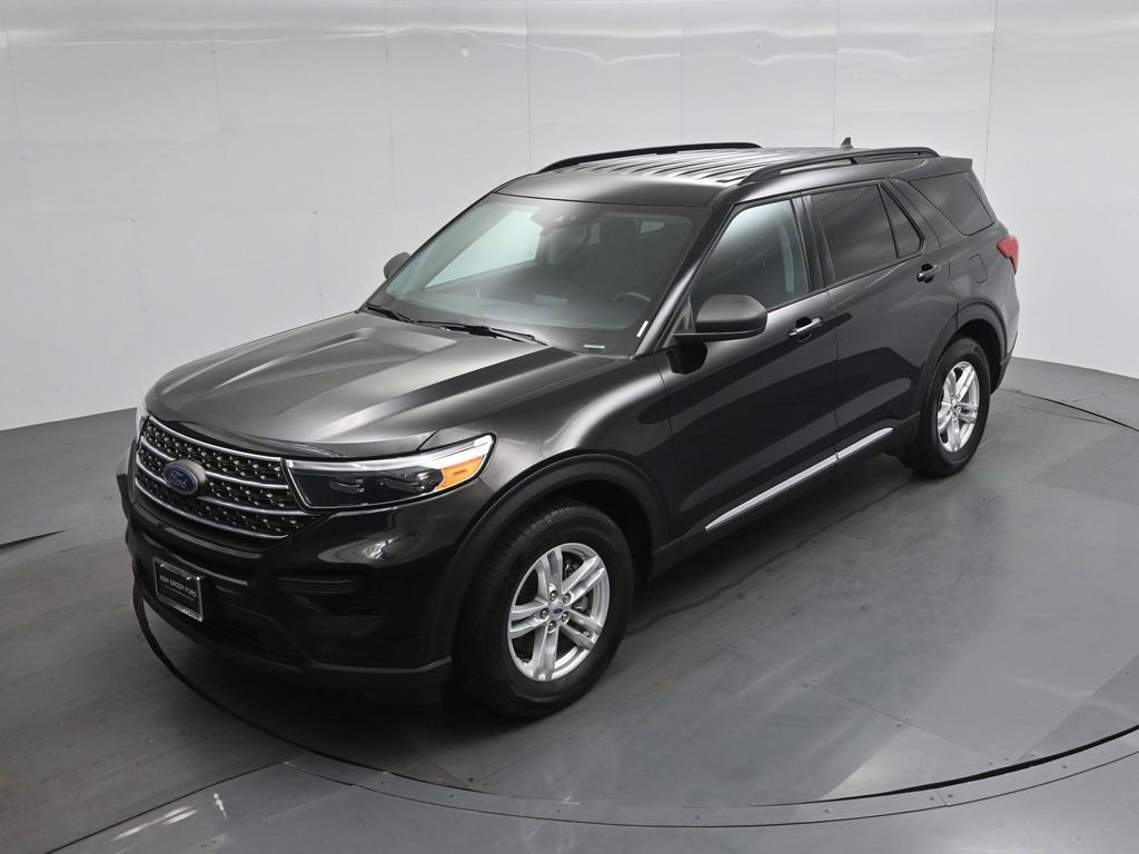 Certified 2023 Ford Explorer XLT RWD image 34