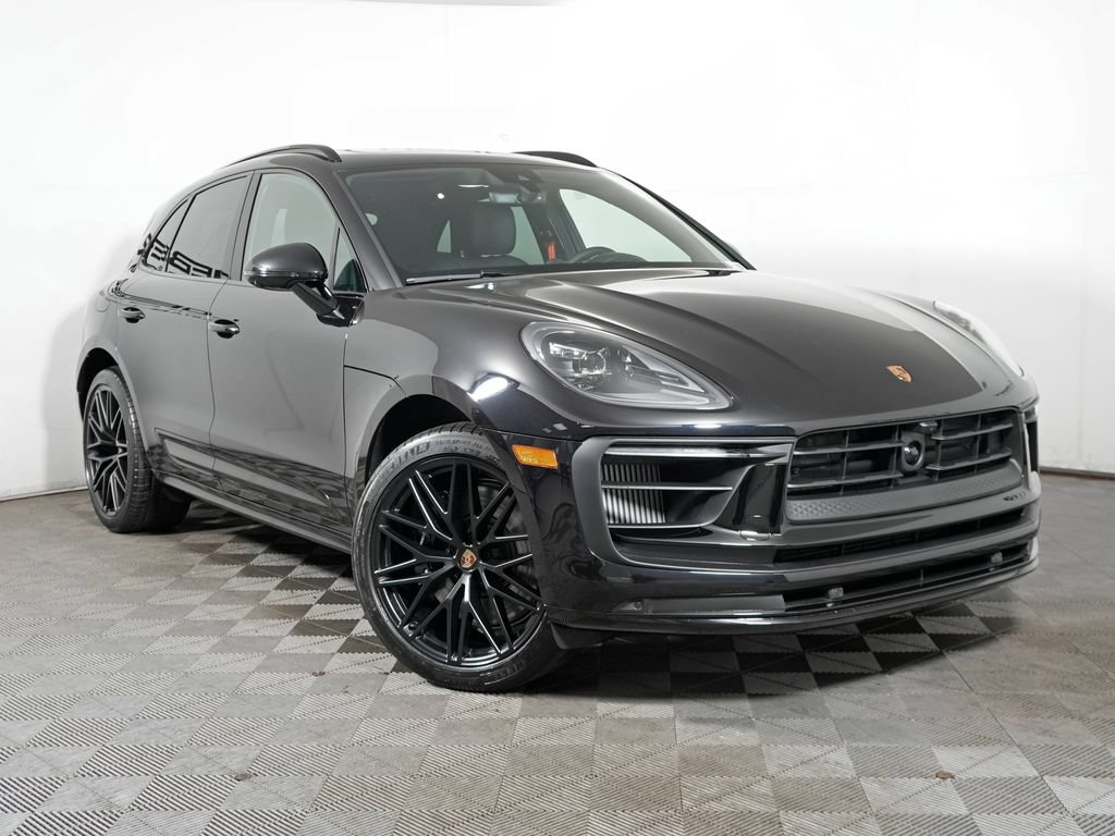 New 2026 Porsche Macan GTS AWD/4WD image 9