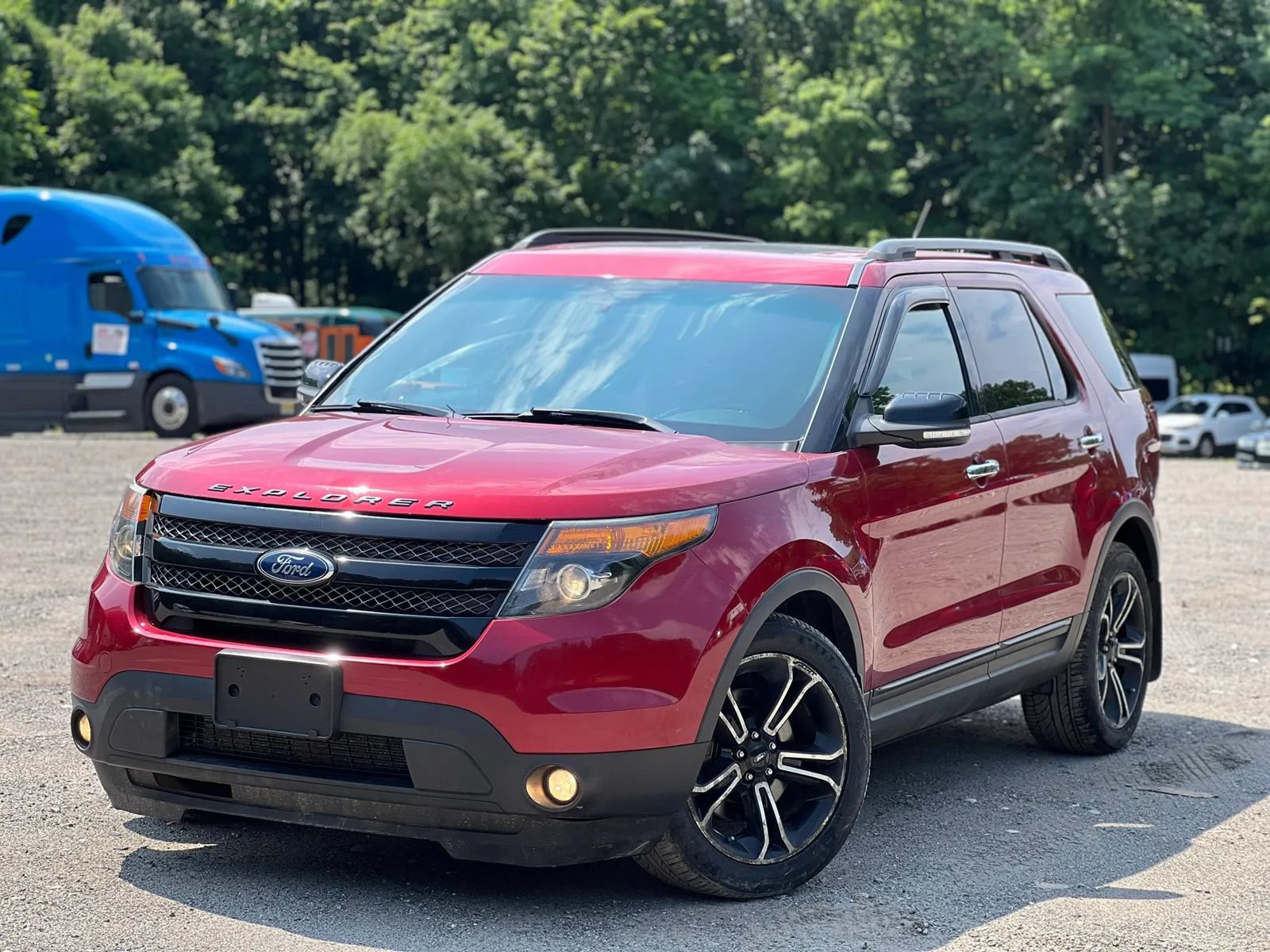 Used 2014 Ford Explorer Sport w/ Equipment Group 401A AWD/4WD image 2