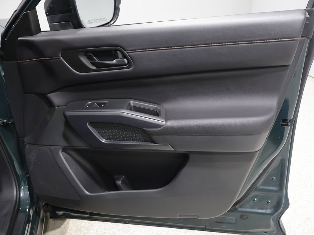 Used 2024 Nissan Pathfinder Rock Creek image 23