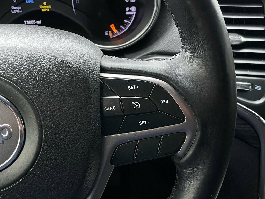 Used 2021 Jeep Grand Cherokee Laredo image 13