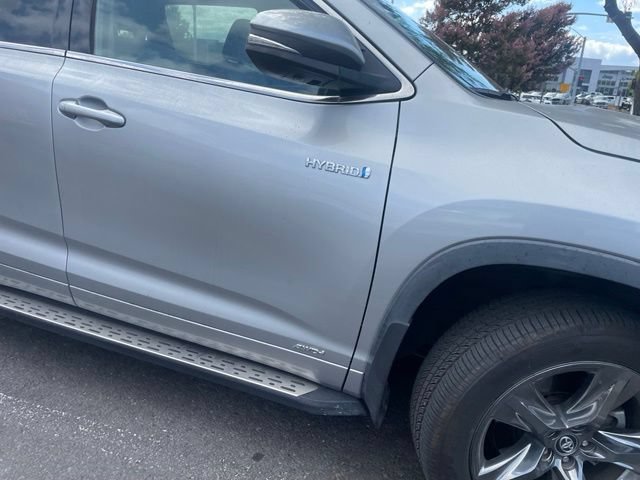 Used 2018 Toyota Highlander Limited Platinum AWD/4WD image 22