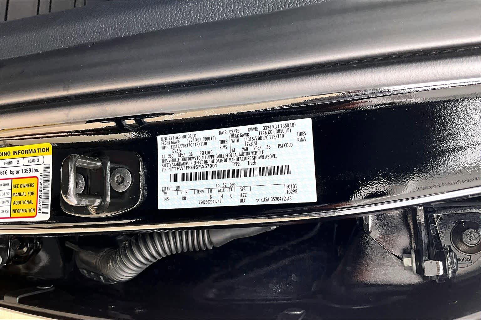 Used 2025 Ford F150 Raptor AWD/4WD image 34