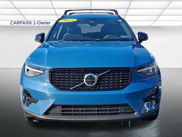 Certified 2023 Volvo XC40 B5 Plus w/ Driver Assist Package video 2