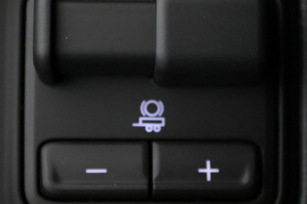 Used 2026 GMC Yukon AT4 Ultimate w/ LPO, Floor Liner Package image 31