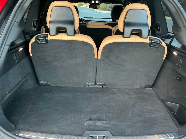 Used 2024 Volvo XC90 B6 Ultimate w/ Protection Package image 18