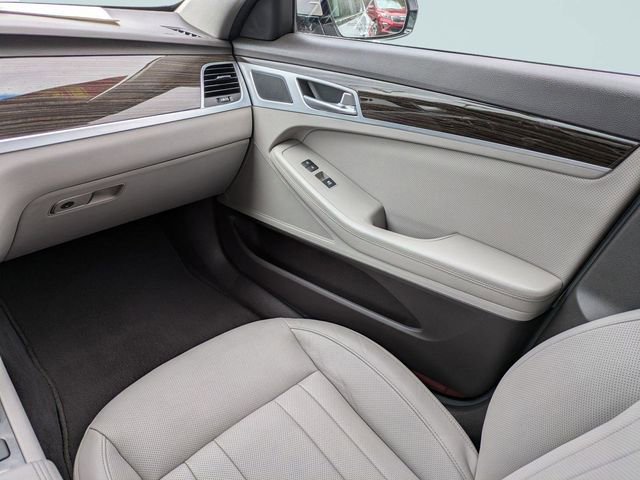 Used 2018 Genesis G80 3.8 image 15