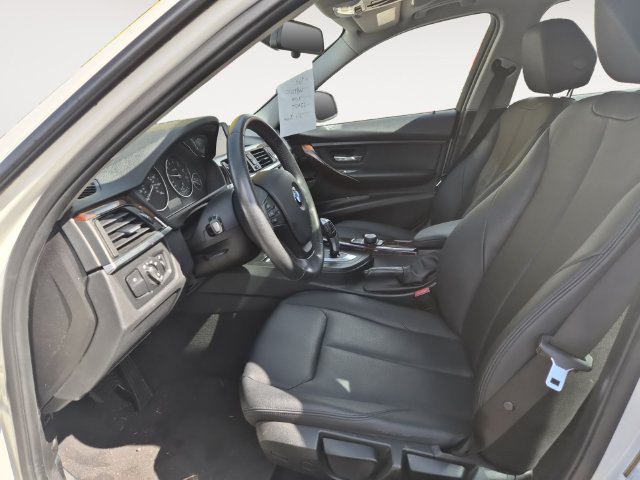 Used 2014 BMW 320i xDrive Sedan AWD/4WD image 11