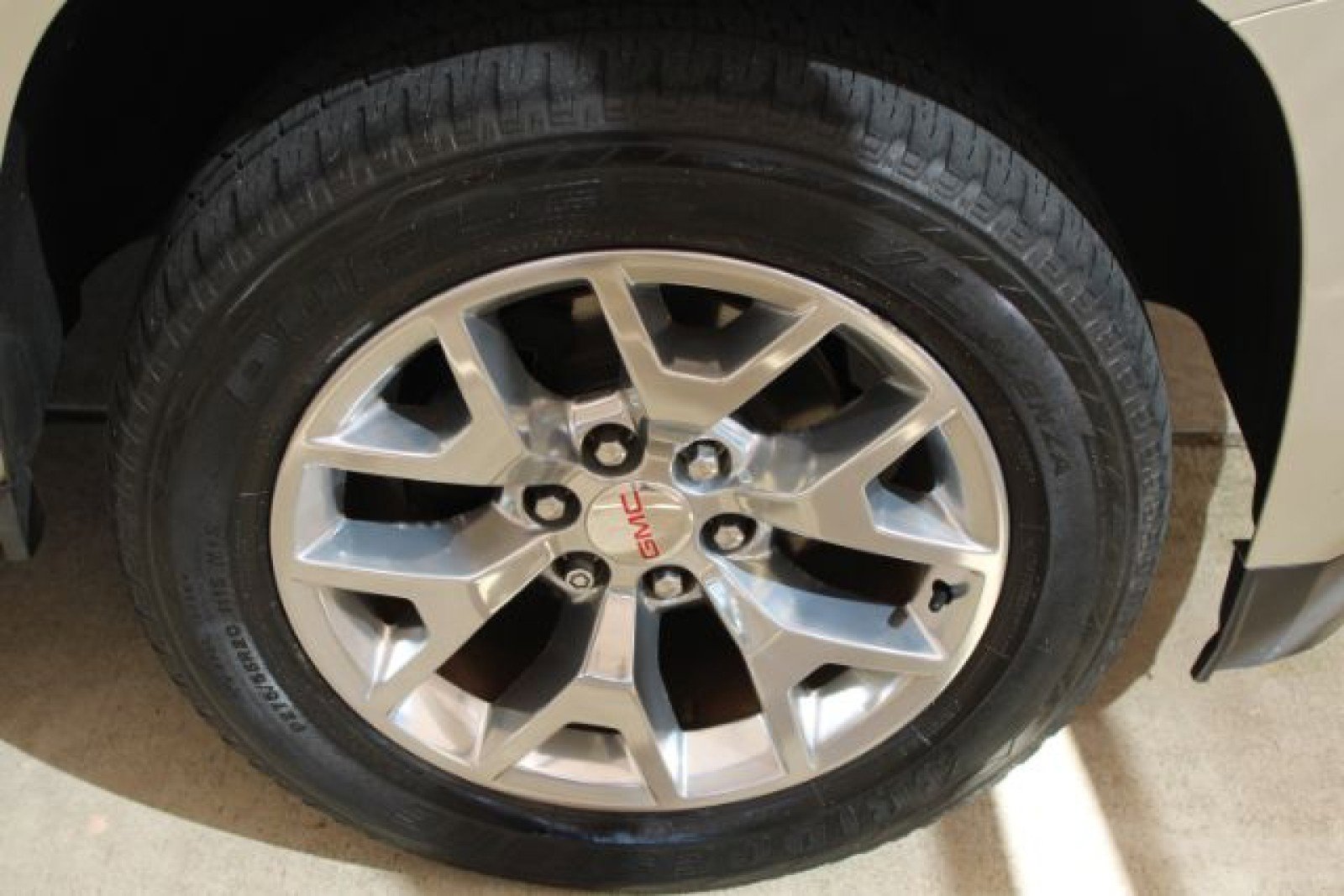 Used 2015 GMC Yukon XL SLT w/ Open Road Package image 26