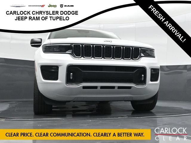 Used 2023 Jeep Grand Cherokee Overland w/ Luxury Tech Group IV AWD/4WD image 62