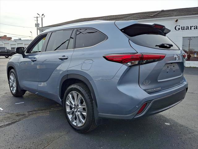 Used 2021 Toyota Highlander Limited AWD/4WD image 14