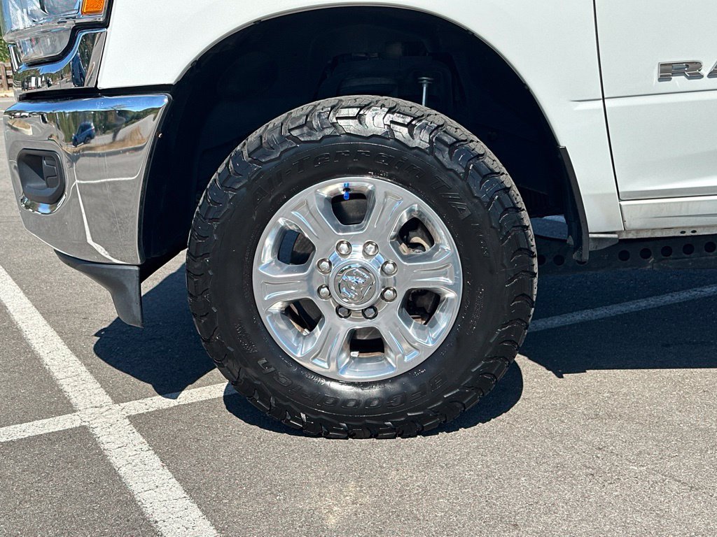 Used 2020 RAM 2500 Big Horn w/ Level 1 Equipment Group AWD/4WD image 12