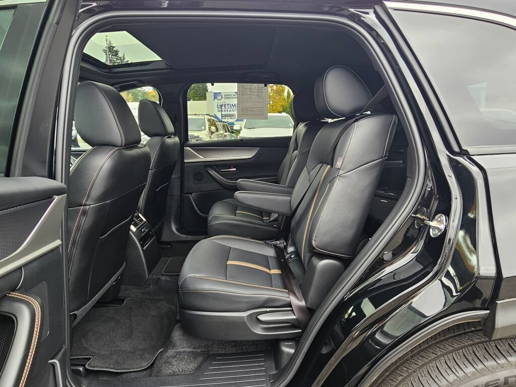 Certified 2025 MAZDA CX-90 Plug-In Hybrid w/ Premium Plus AWD/4WD image 27