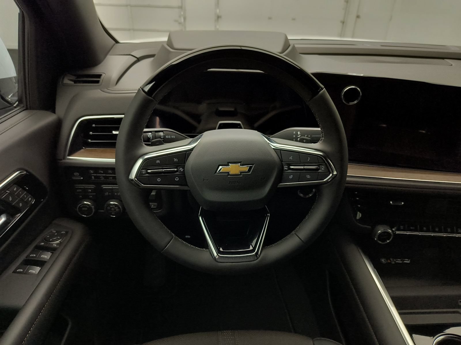 New 2026 Chevrolet Tahoe High Country AWD/4WD image 24