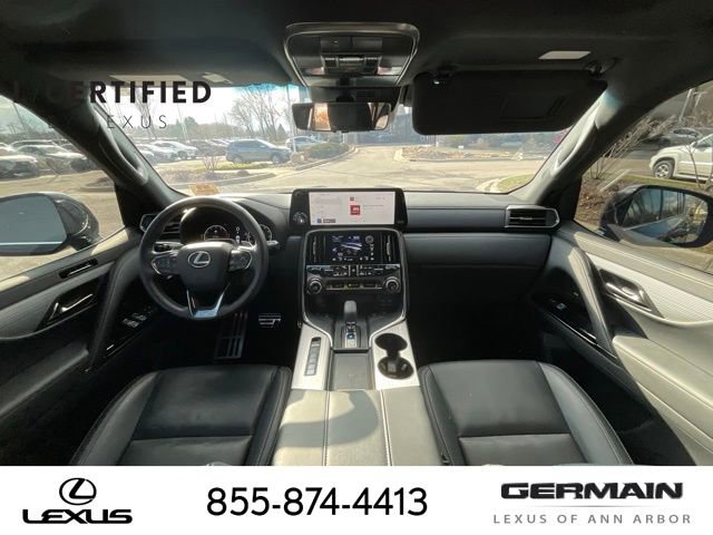 Used 2025 Lexus LX 700h F Sport image 14
