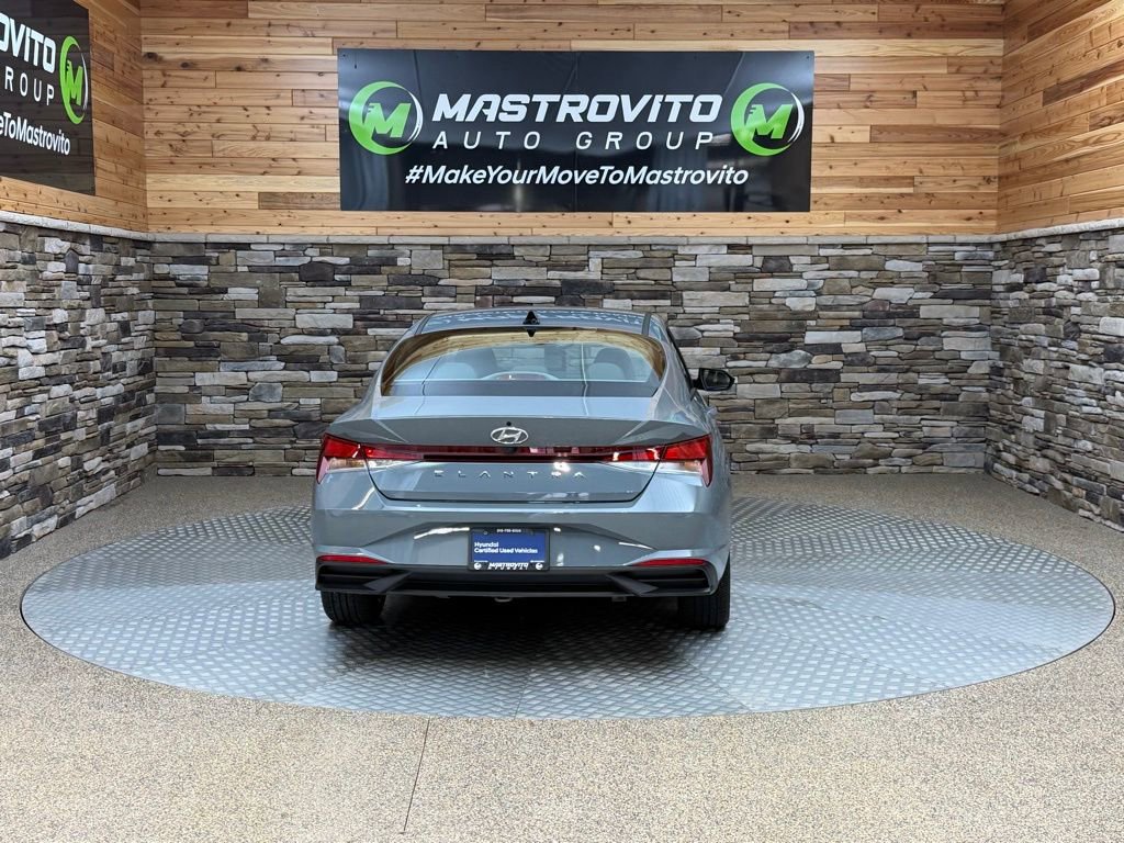 Certified 2023 Hyundai Elantra SEL w/ Convenience Package image 8