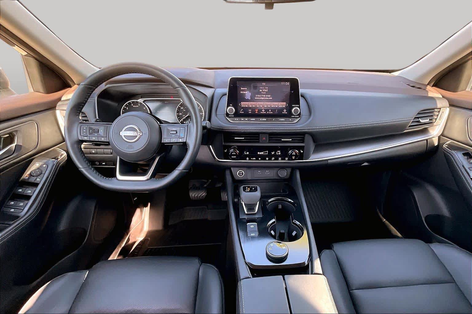 Used 2023 Nissan Rogue SV w/ SV Premium B Package AWD/4WD image 15