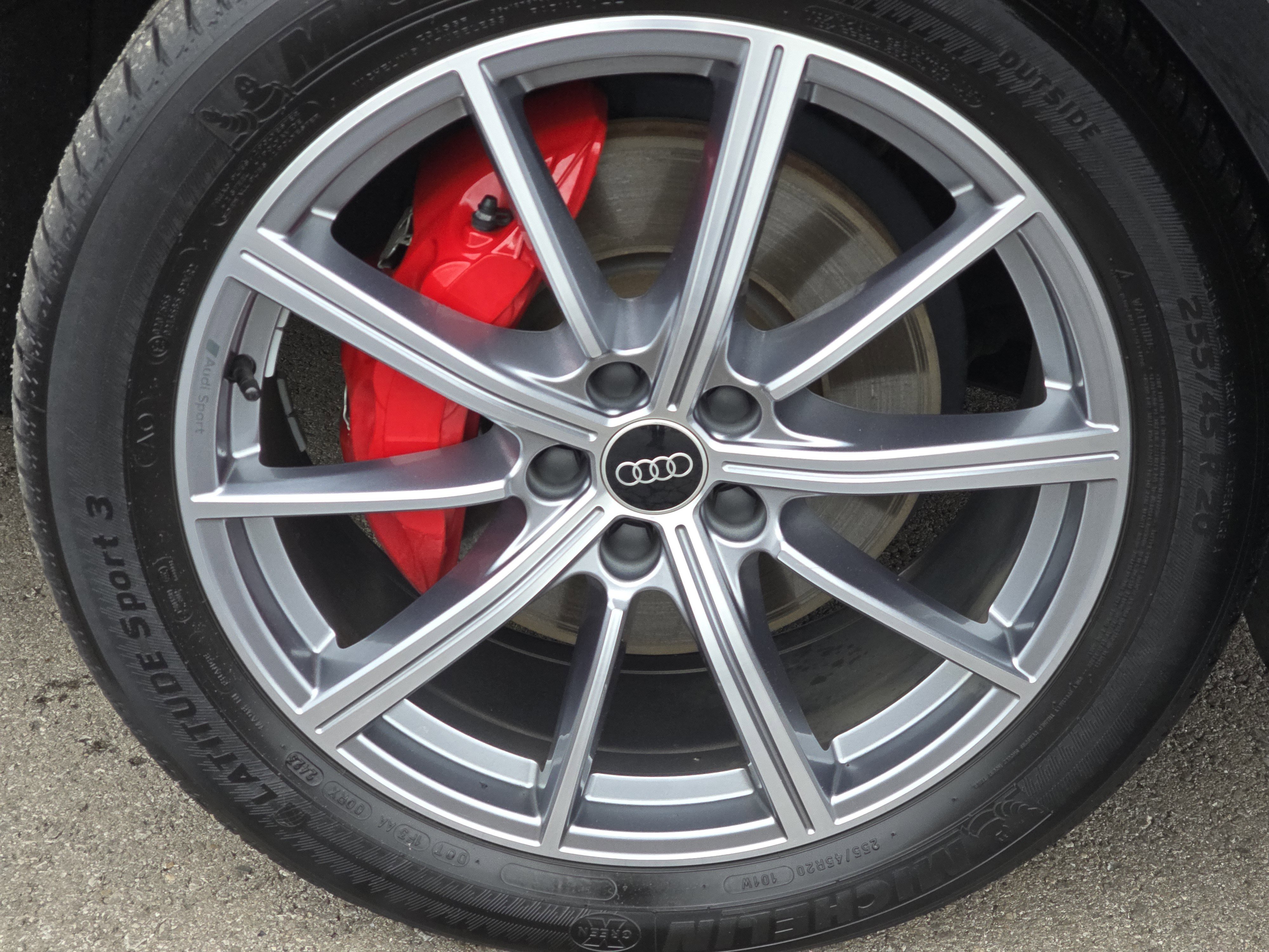 Certified 2024 Audi Q5 e Premium Plus w/ Premium Plus Package image 17