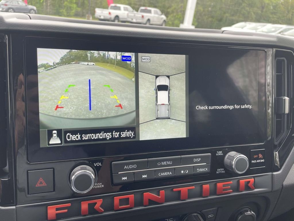 Used 2026 Nissan Frontier PRO-4X w/ Pro-4x Convenience Package image 16