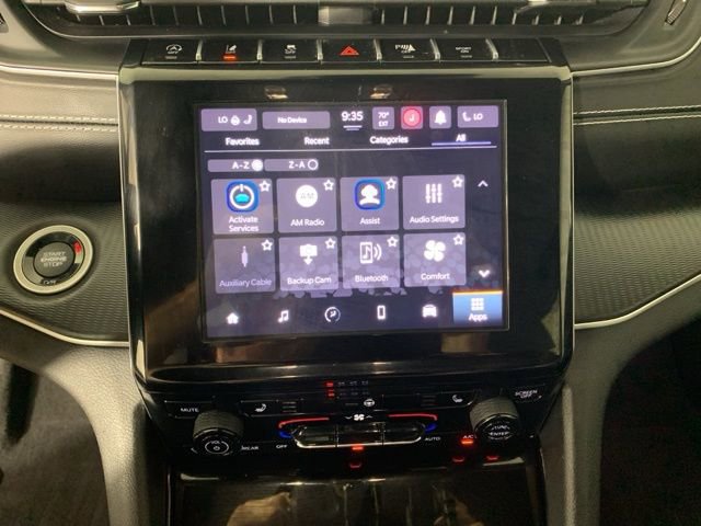 Used 2023 Jeep Grand Cherokee Altitude image 24