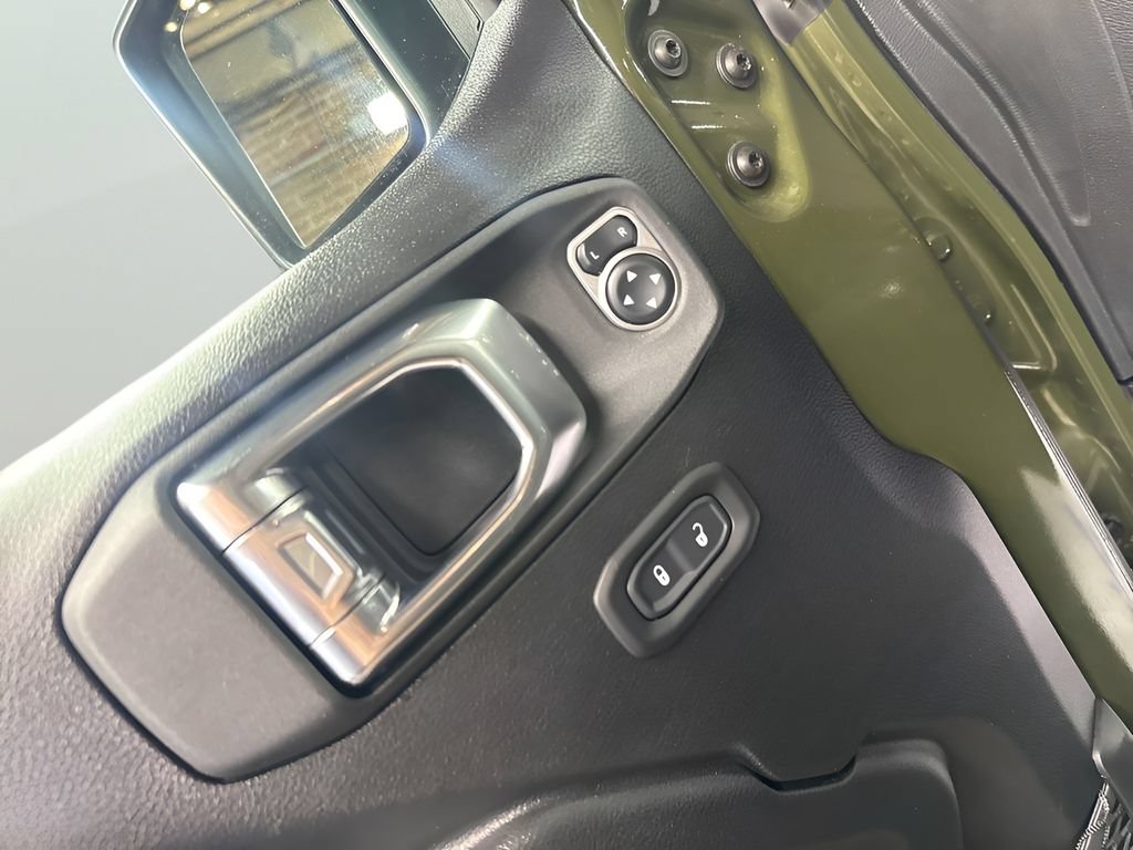 Used 2021 Jeep Wrangler Unlimited Sport AWD/4WD image 22