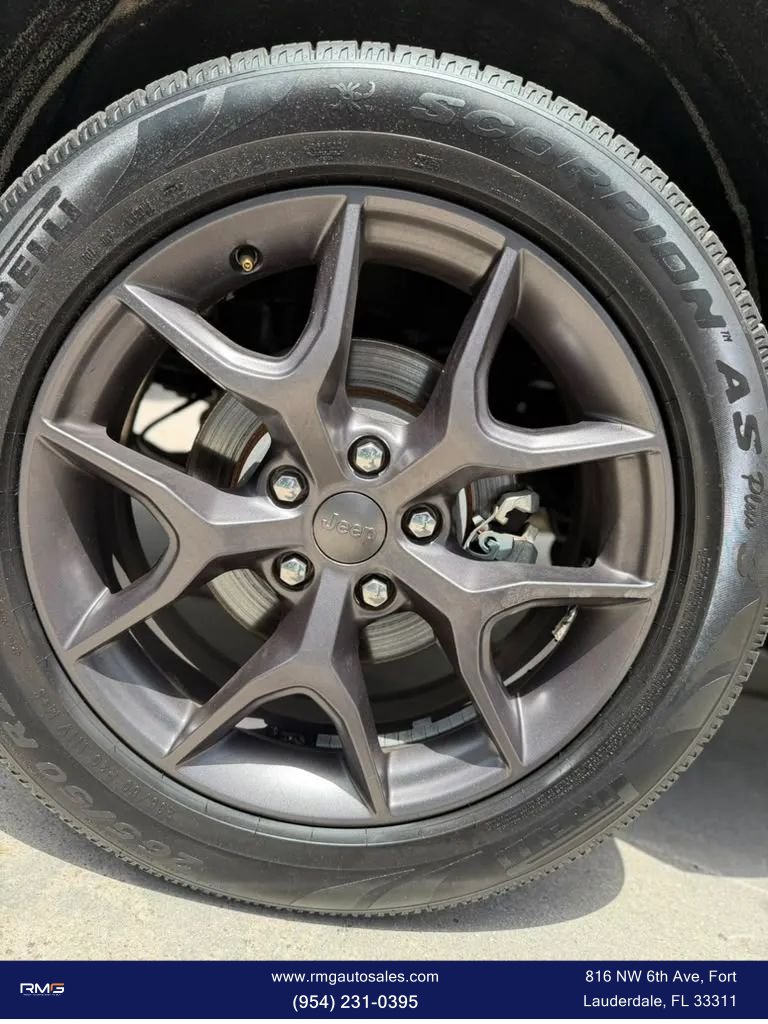 Used 2020 Jeep Grand Cherokee Limited X AWD/4WD image 6