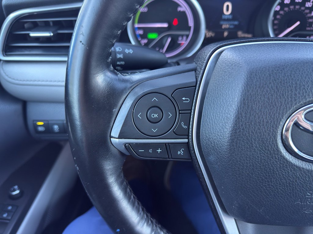 Used 2021 Toyota Camry XLE FWD image 20