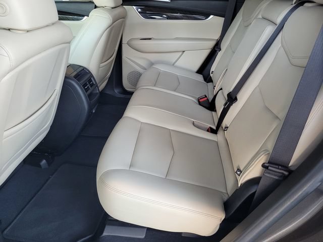 Used 2019 Cadillac XT5 FWD image 15