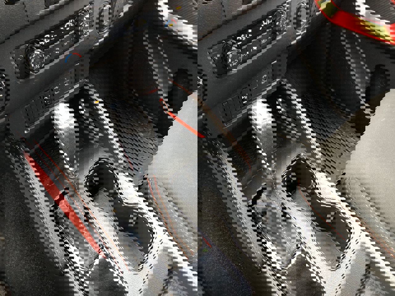 Used 2024 Nissan Frontier PRO-4X w/ Technology Package image 18