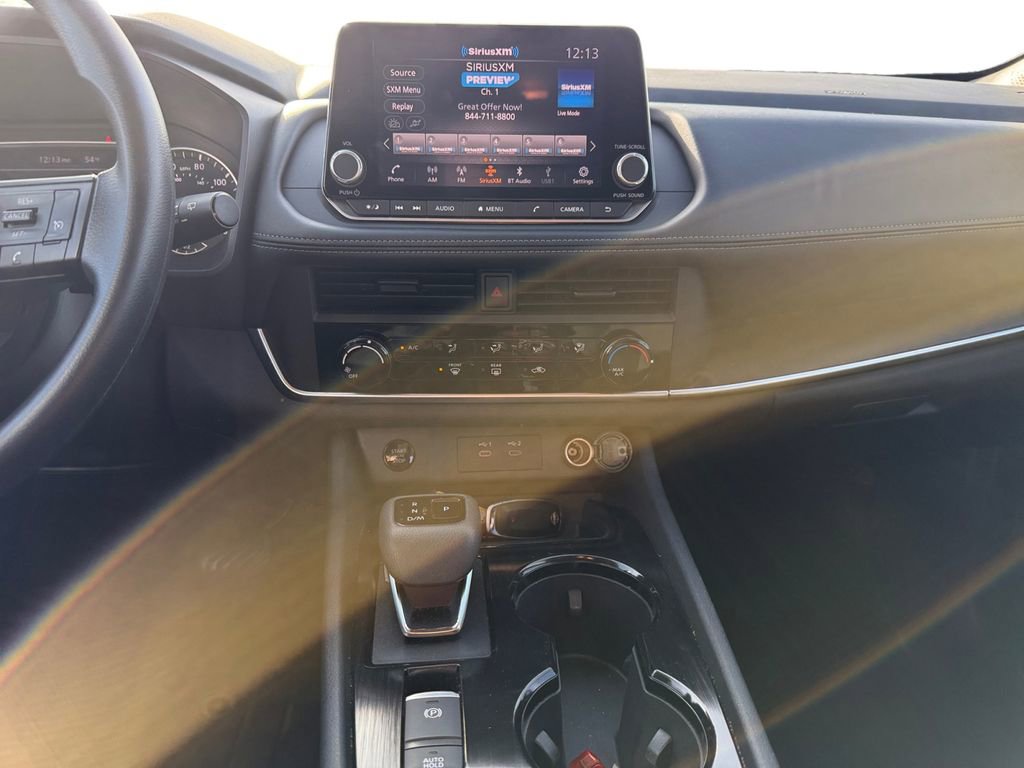 Used 2024 Nissan Rogue S image 11