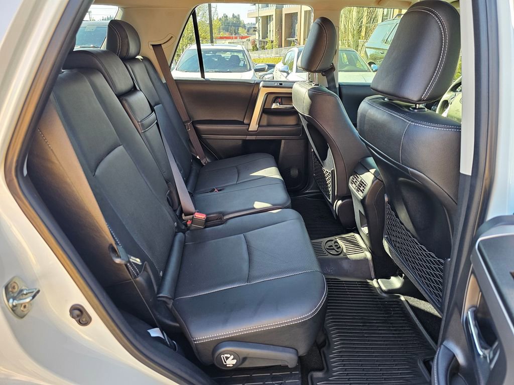 Used 2024 Toyota 4Runner Limited AWD/4WD image 28