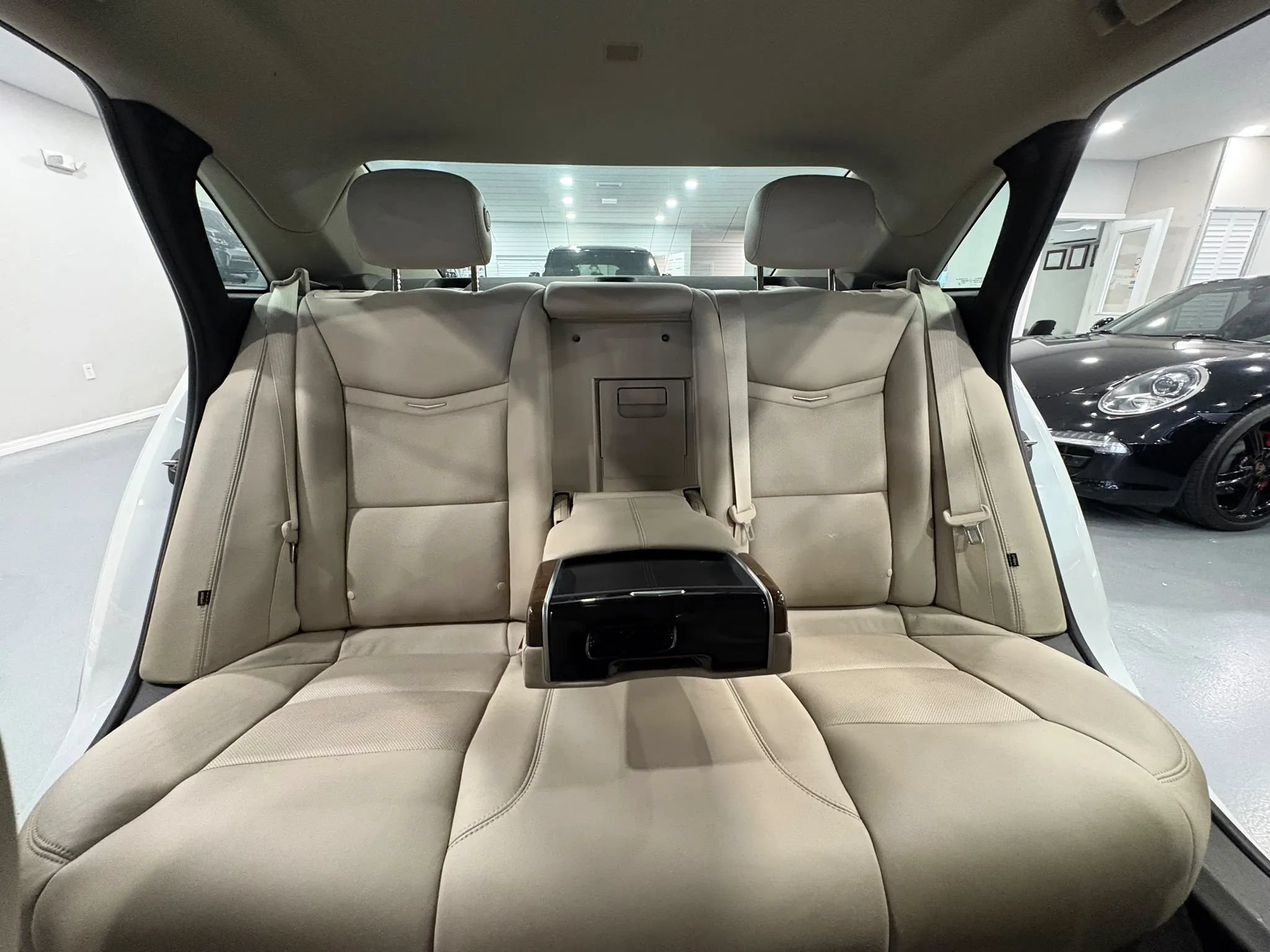 Used 2018 Cadillac XTS Luxury w/ Driver Awareness Package FWD image 21