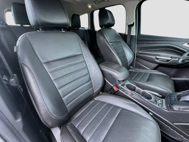 Used 2016 Ford Escape Titanium w/ Equipment Group 301A AWD/4WD image 29