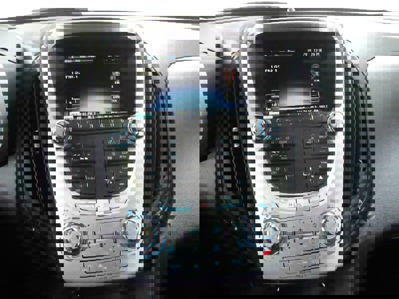 Used 2015 Chevrolet Equinox LTZ image 13