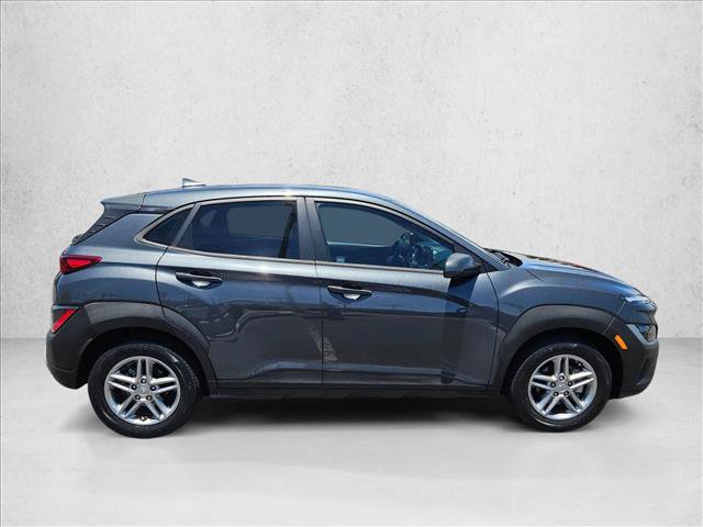 Used 2022 Hyundai Kona SE FWD image 4