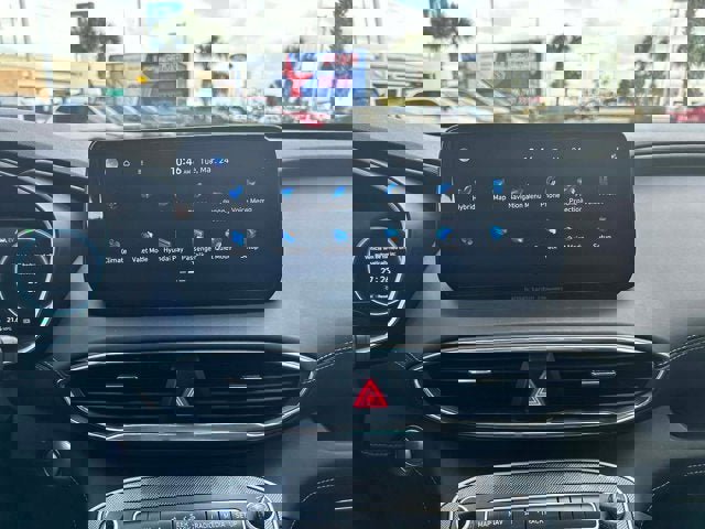 Used 2023 Hyundai Santa Fe Limited image 8