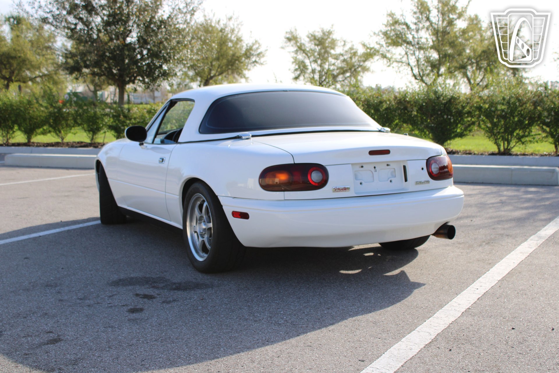 Used 1990 MAZDA MX-5 Miata image 16