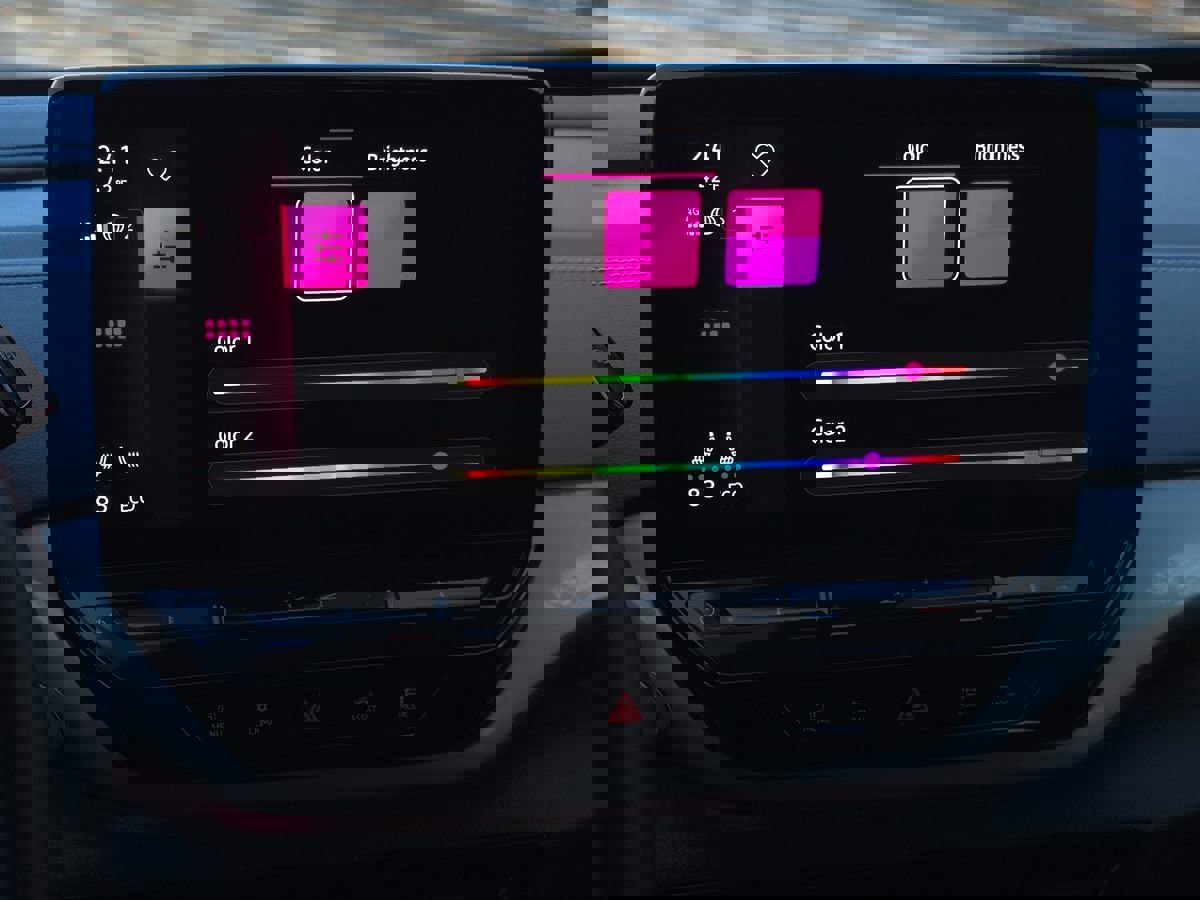 Used 2023 Volkswagen ID.4 Pro S image 38