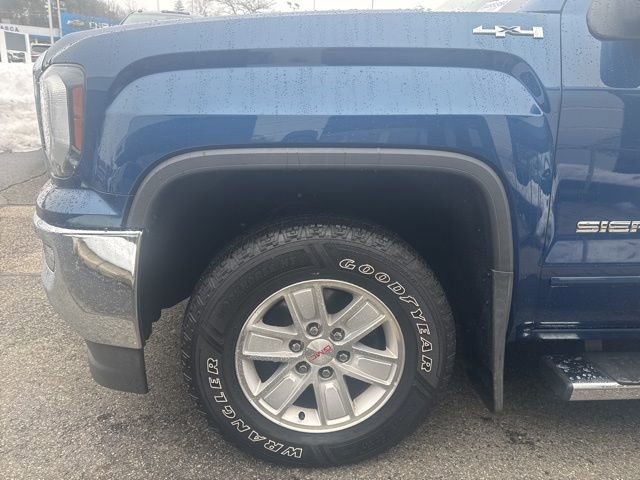 Used 2017 GMC Sierra 1500 SLE w/ SLE Value Package image 4
