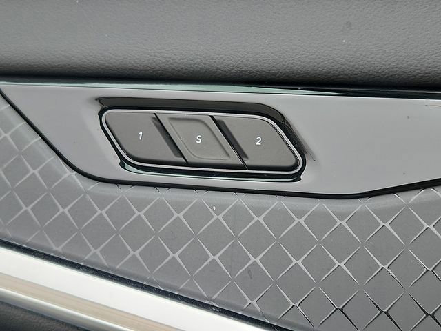 Used 2025 Jeep Wagoneer S Limited image 26