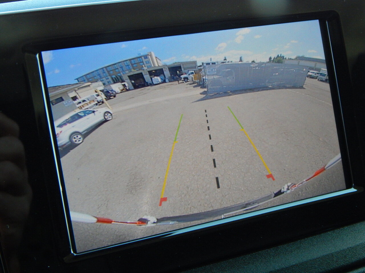 Used 2025 RAM ProMaster 2500 w/ U-Haul Equipment Group FWD image 27