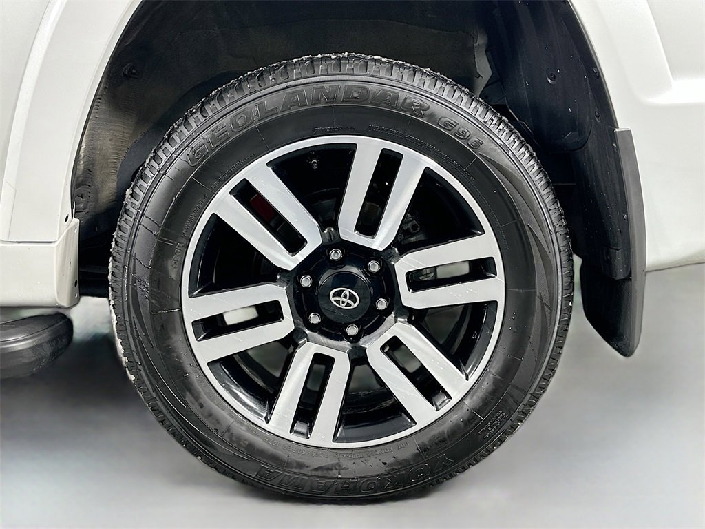 Certified 2024 Toyota 4Runner Limited image 31
