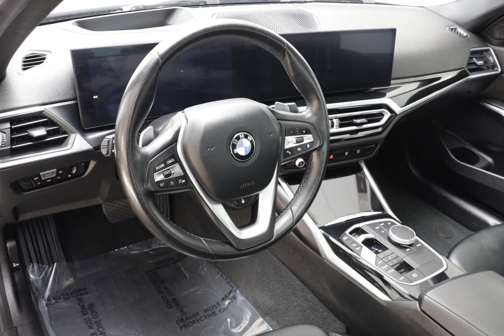 Used 2023 BMW 330i xDrive Sedan w/ Premium Package AWD/4WD image 7