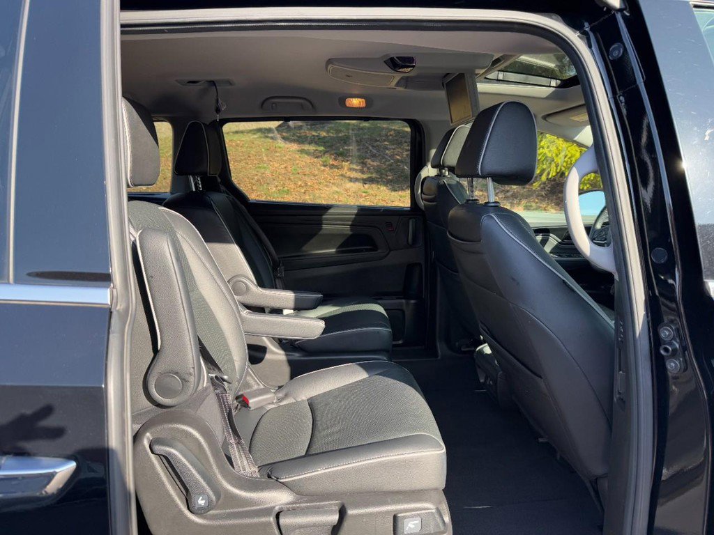 Used 2022 Honda Odyssey Elite image 10