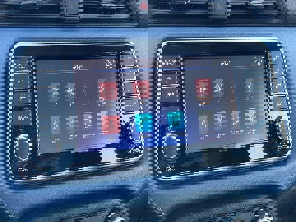 Used 2025 Nissan Versa SV image 19