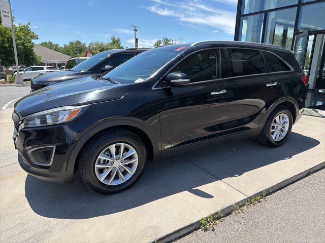 Used 2016 Kia Sorento AWD image 3