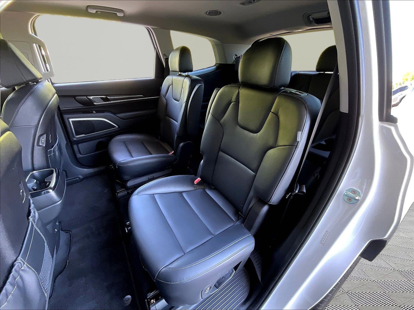 Used 2023 Kia Telluride S w/ S Sunroof Package AWD/4WD image 21